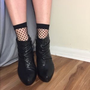 Black leather ankle boots, Cynthia Rowley